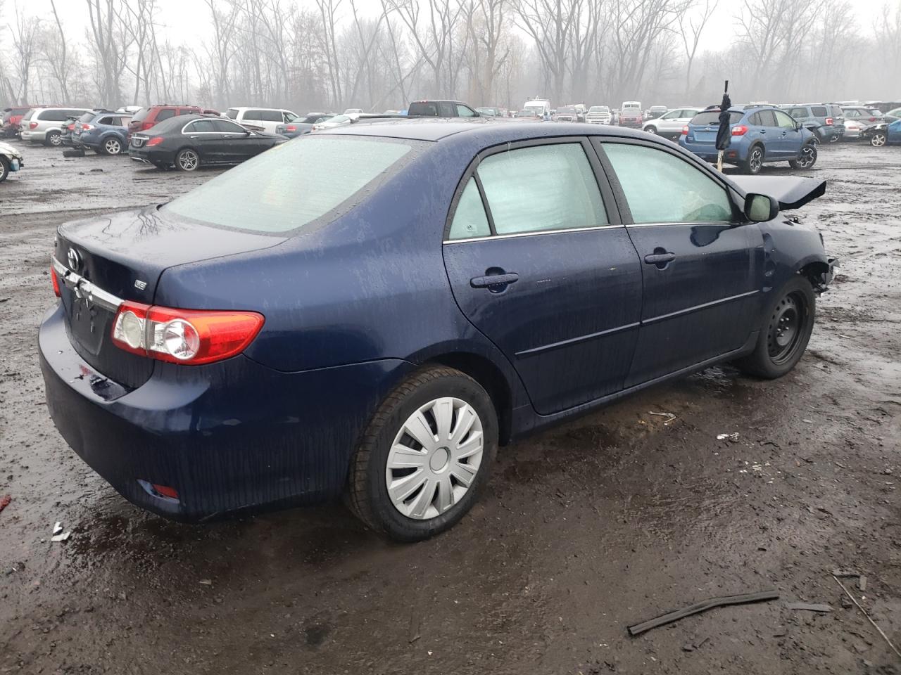 VIN 2T1BU4EE9DC063117 2013 TOYOTA COROLLA no.3