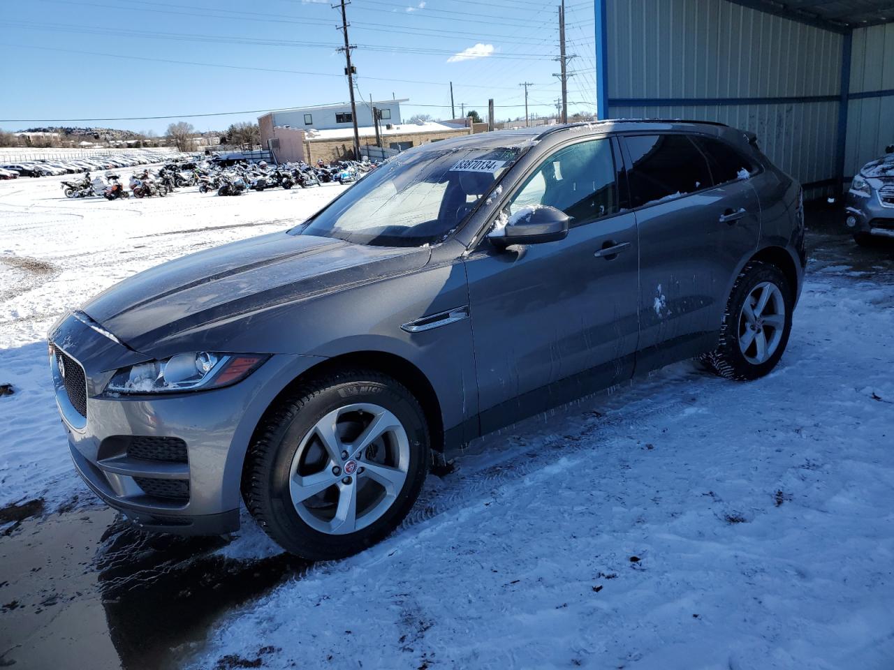 VIN SADCJ2FN2JA260943 2018 JAGUAR F-PACE no.1