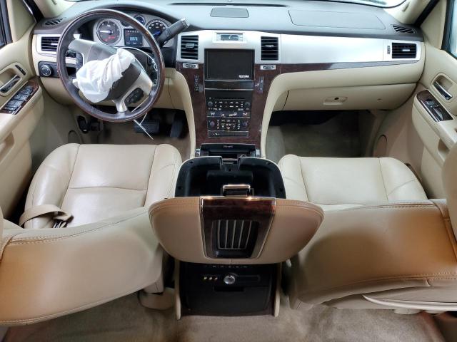  CADILLAC ESCALADE 2012 Белы