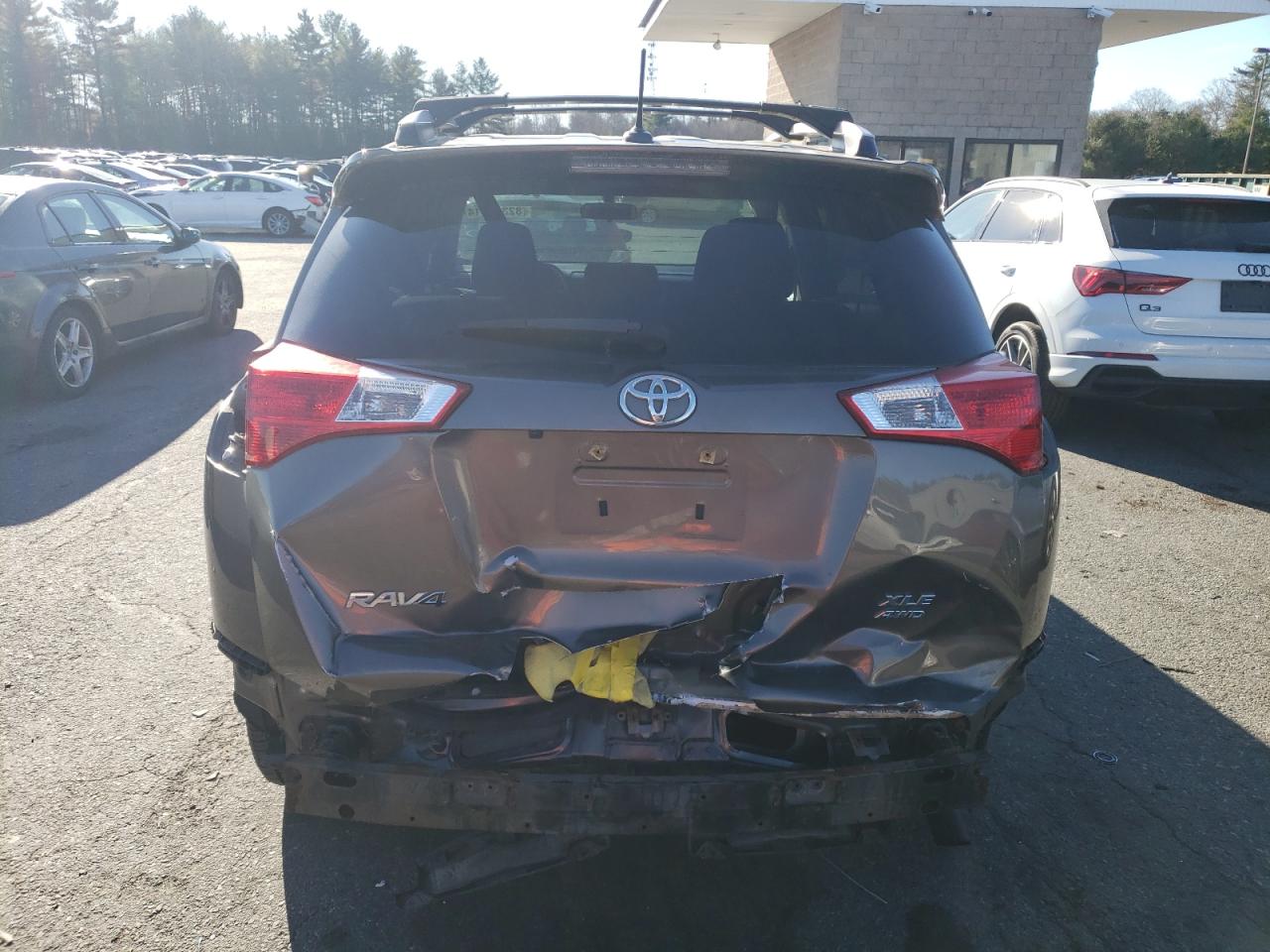 2015 Toyota RAV 4 - Image 6