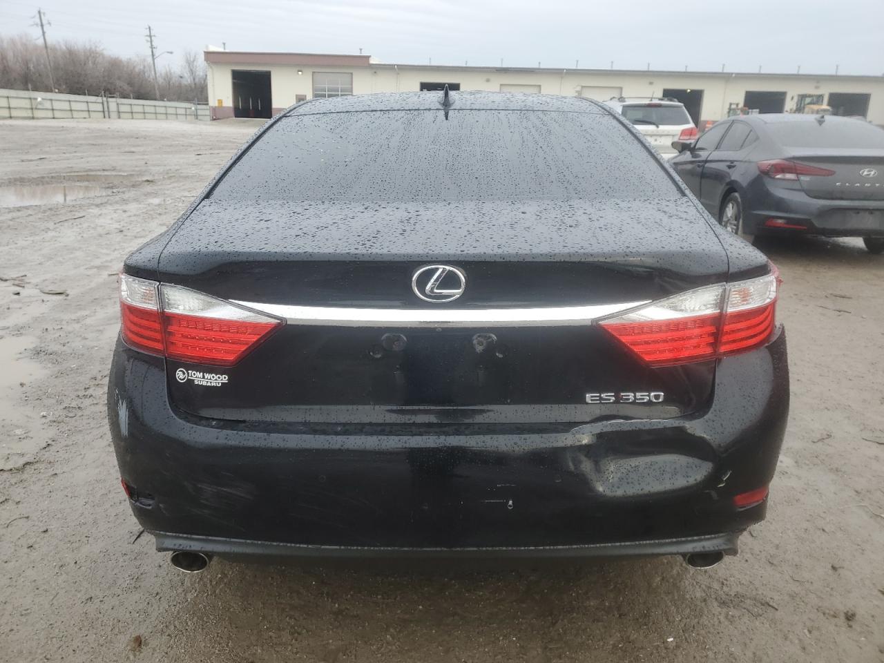 2015 Lexus ES - Image 6