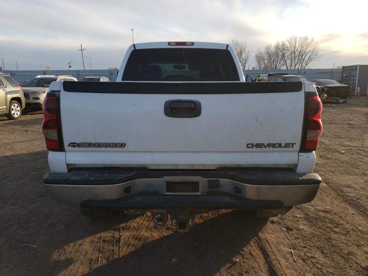 2004 Chevrolet Silverado - Image 6