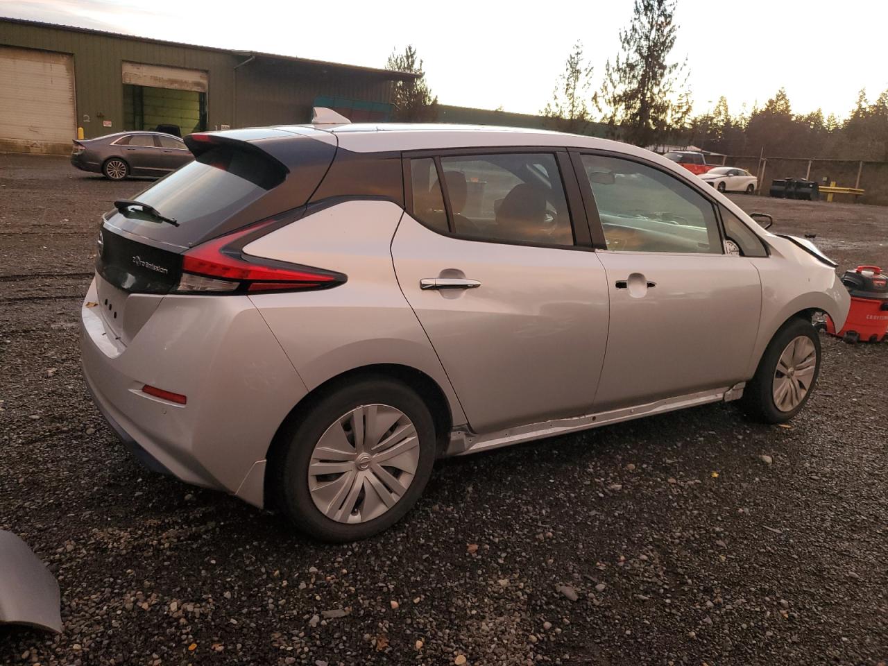 2022 Nissan Leaf - Image 3
