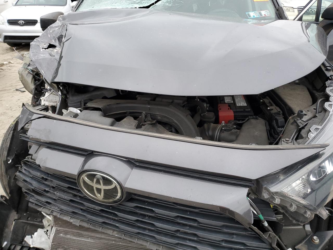 2019 Toyota RAV 4 - Image 13