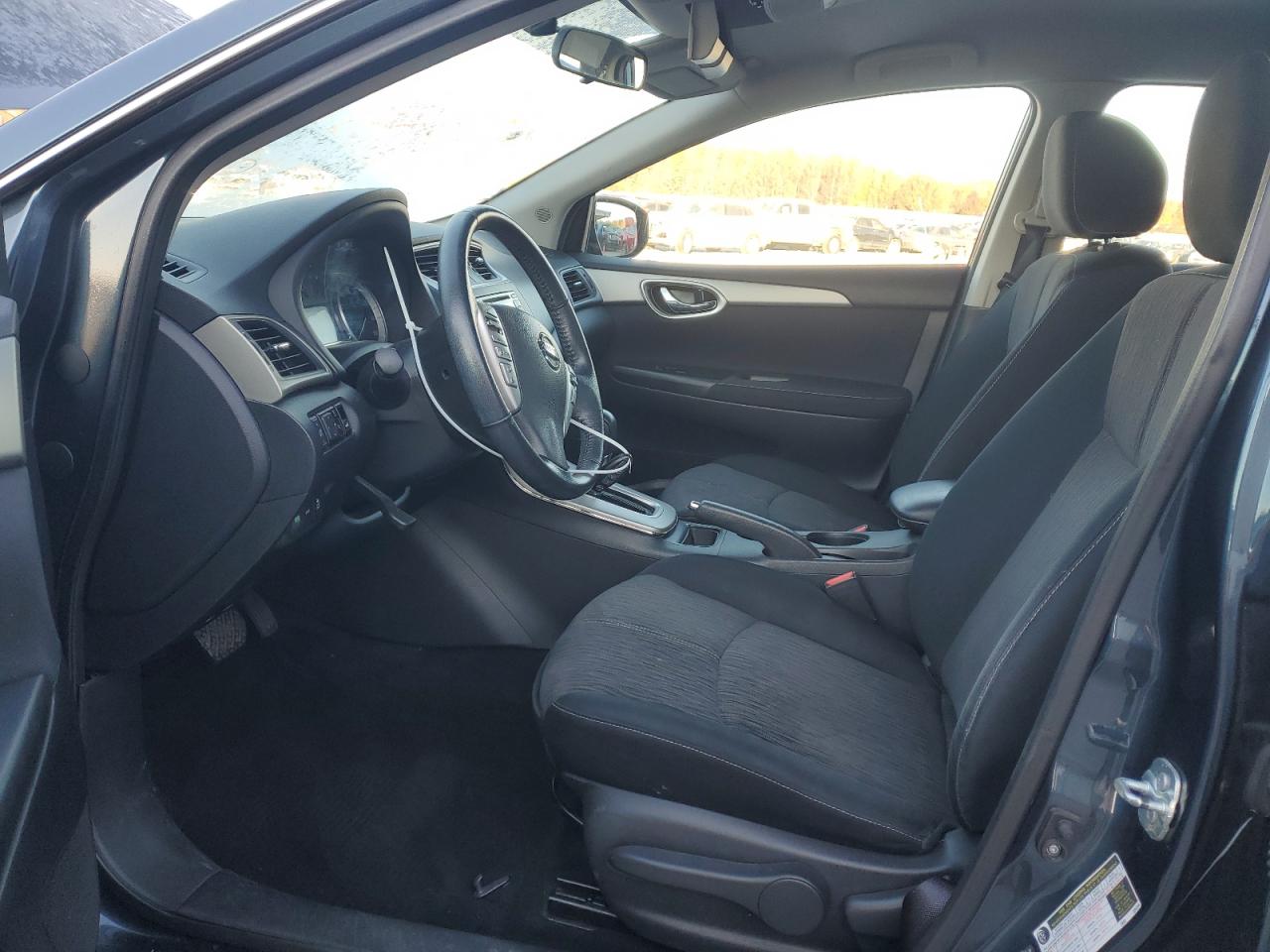 2015 Nissan Sentra - Image 7