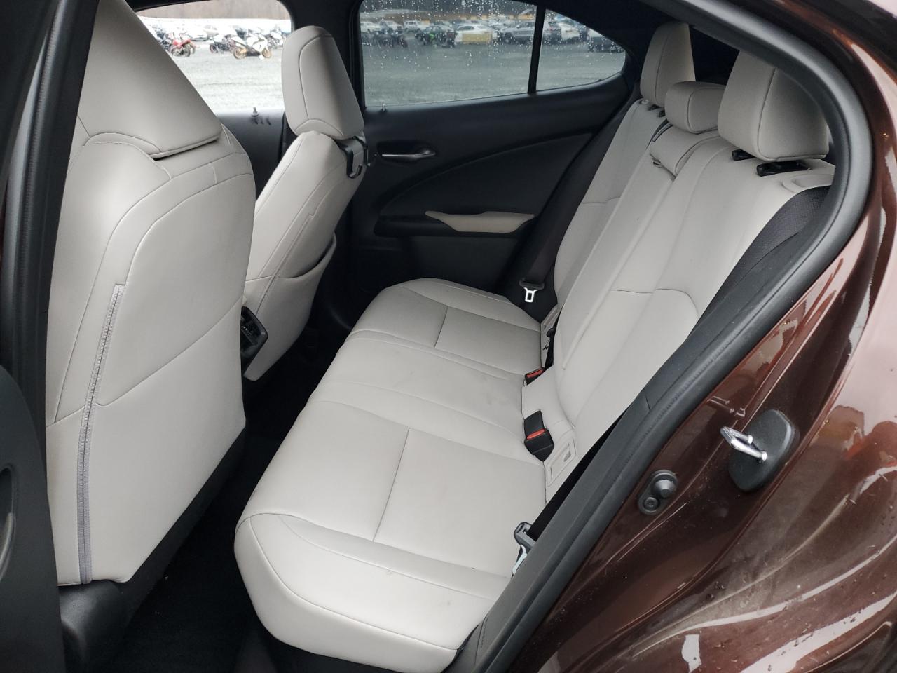 2020 Lexus UX - Image 12