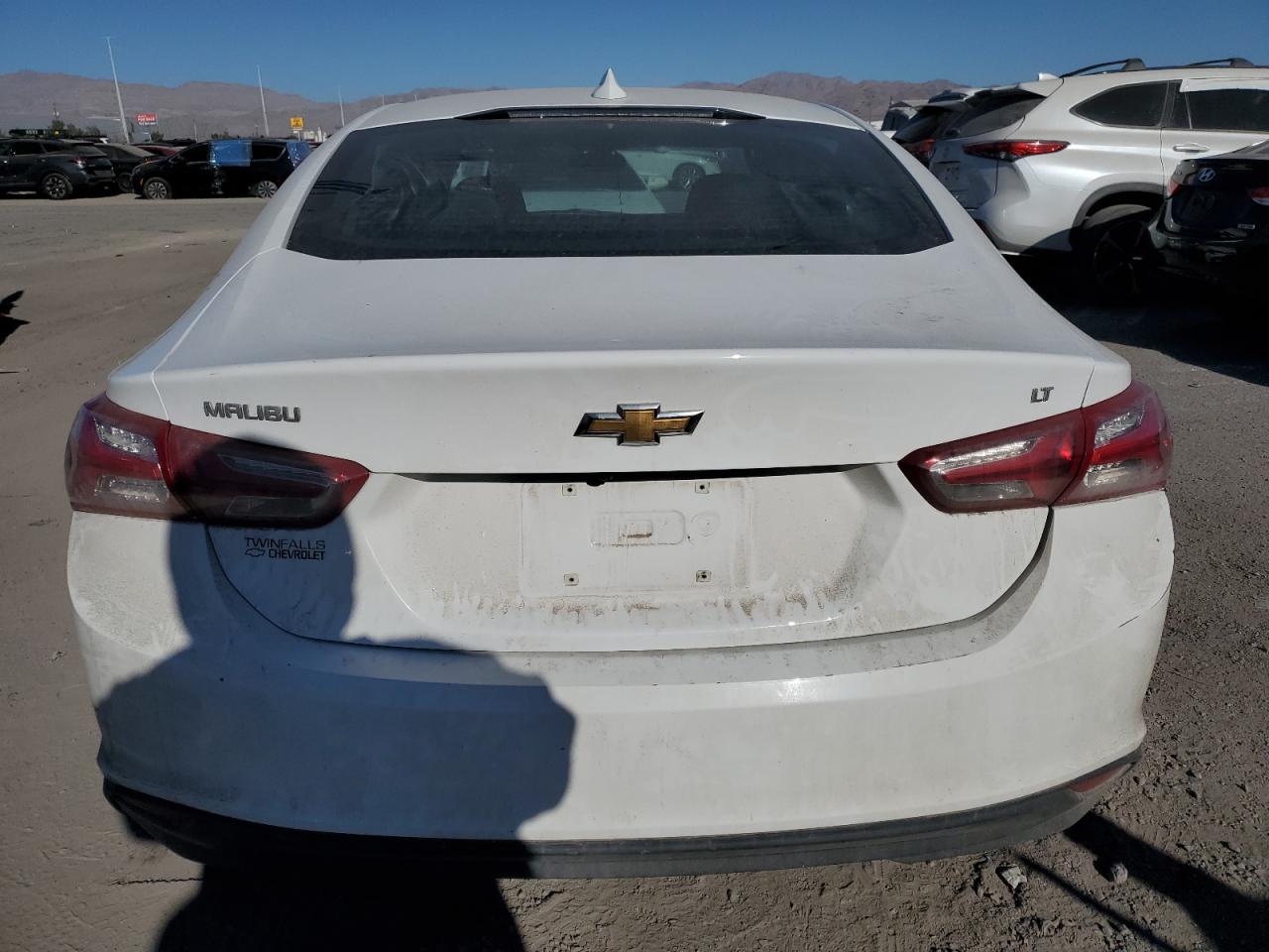 2021 Chevrolet Malibu - Image 6