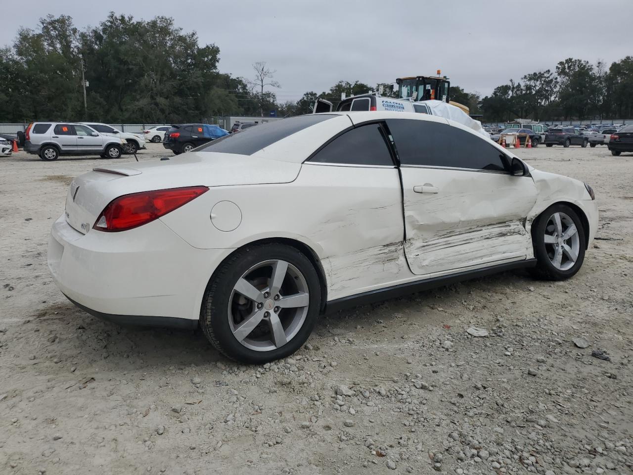 2007 Pontiac G6 - Image 3