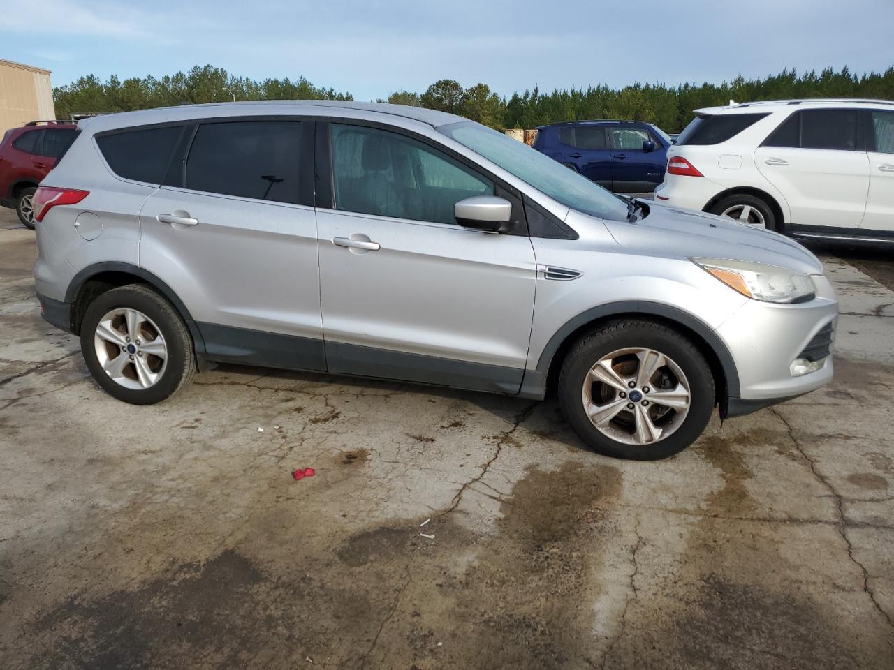 VIN 1FMCU0GX5FUB71165 2015 FORD ESCAPE no.4