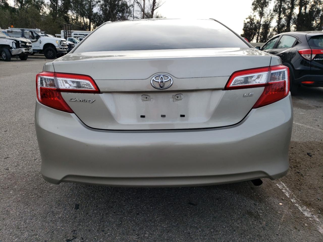 VIN 4T4BF1FK0ER343267 2014 TOYOTA CAMRY no.6