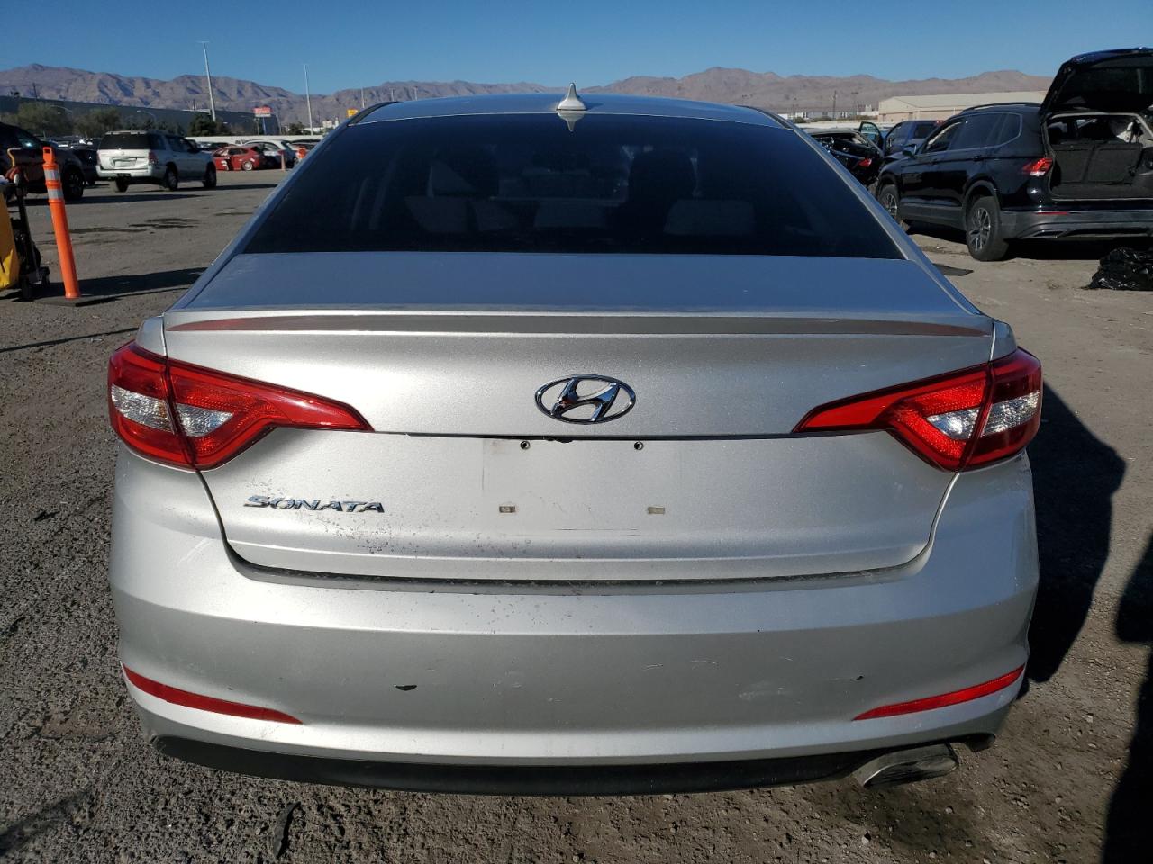 2016 Hyundai Sonata Se VIN: 5NPE24AF9GH351321 Lot: 86852194