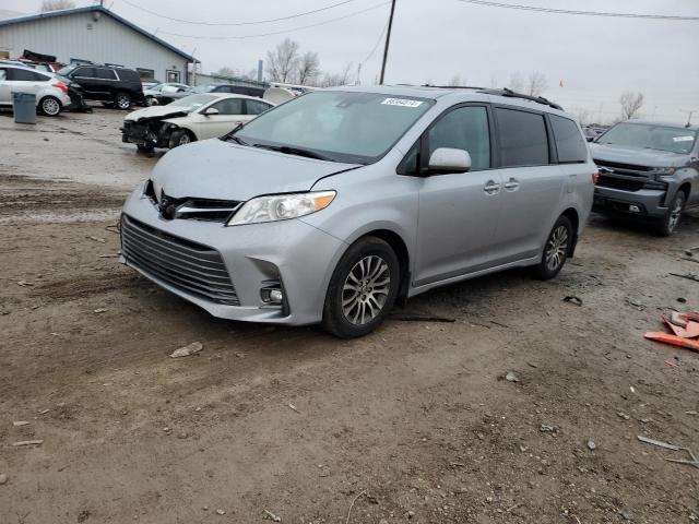 2018 Toyota Sienna Xle