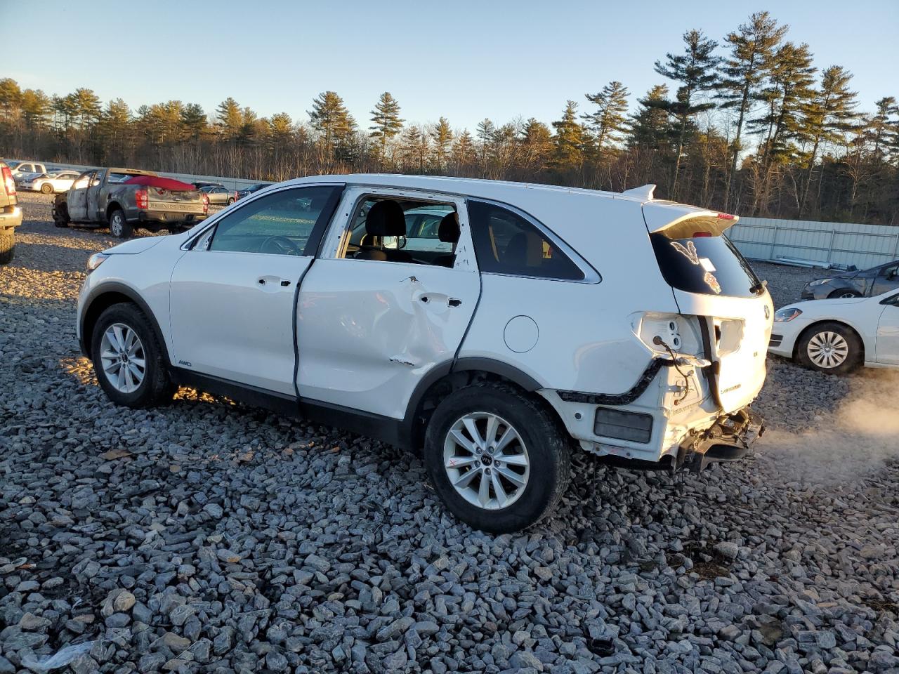 2019 Kia Sorento - Image 2