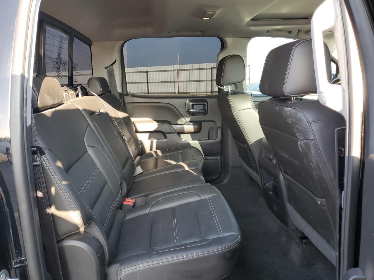 2018 GMC Sierra - Image 10