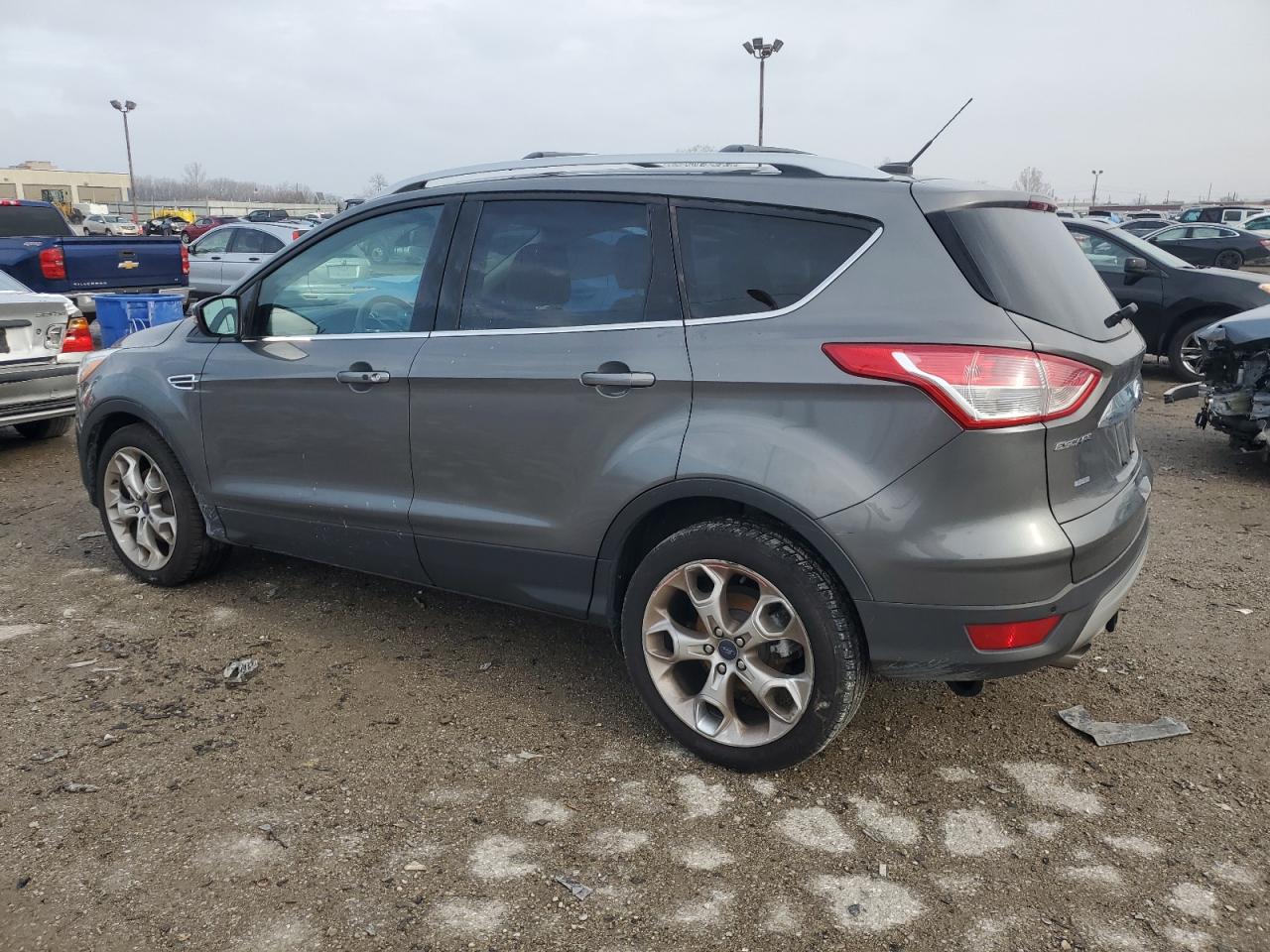 VIN 1FMCU9J94EUA96374 2014 FORD ESCAPE no.2