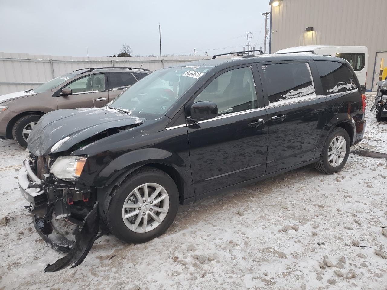 2019 Dodge Caravan - Image 1