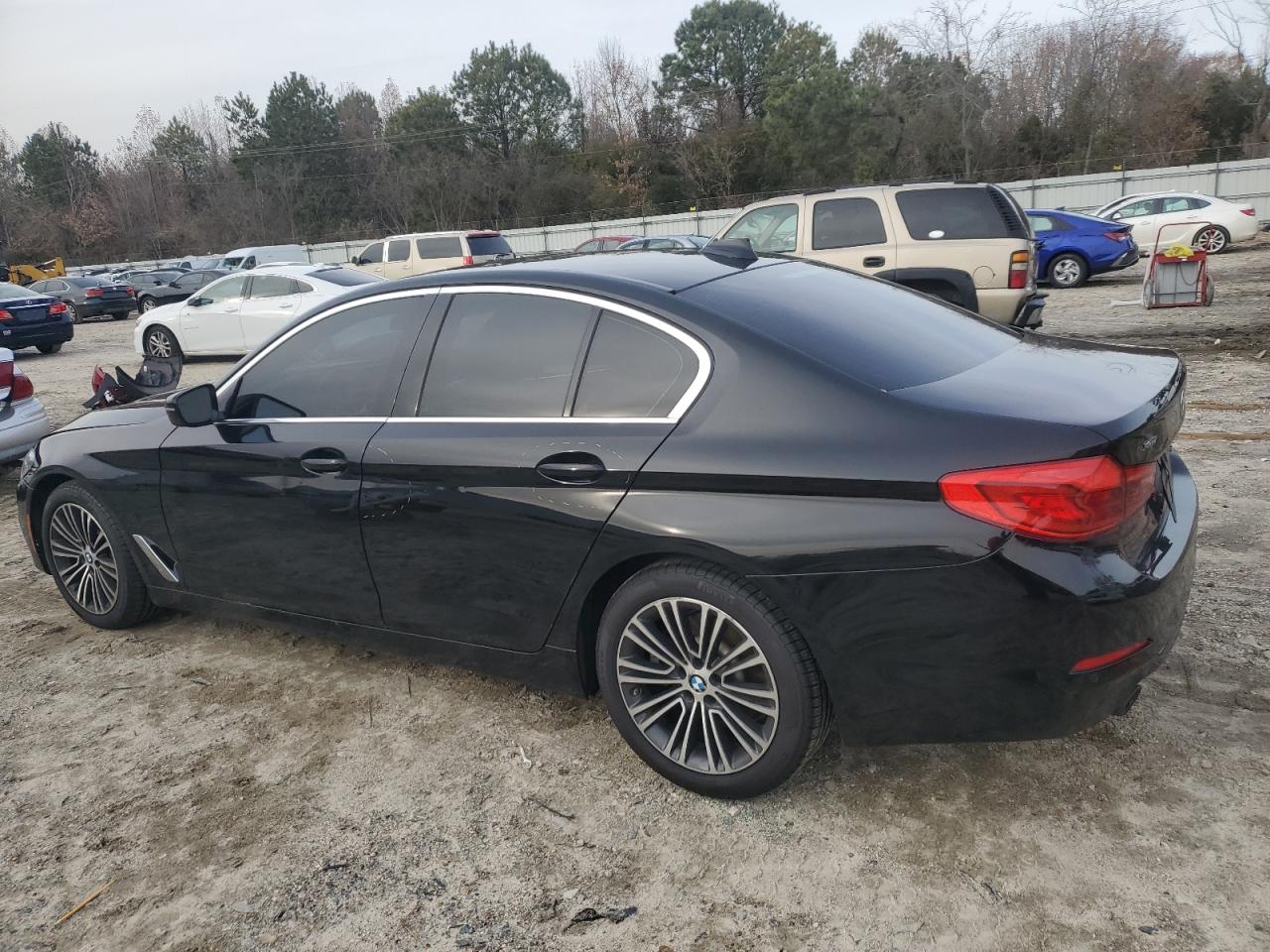 WBAJA7C50KWW17140 2019 BMW 5 SERIES - Image 2