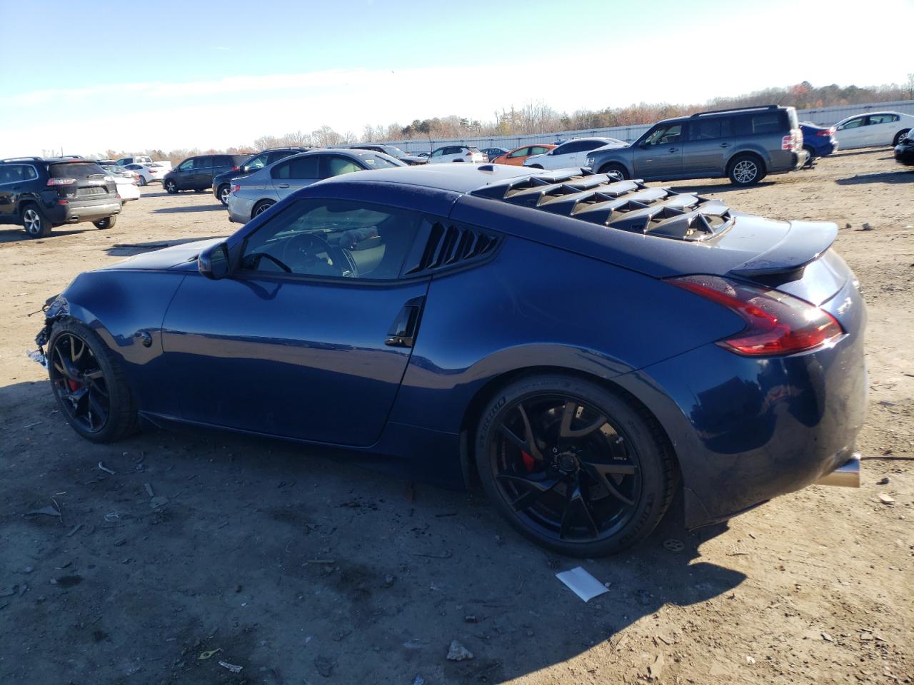 2014 Nissan 370Z - Image 2