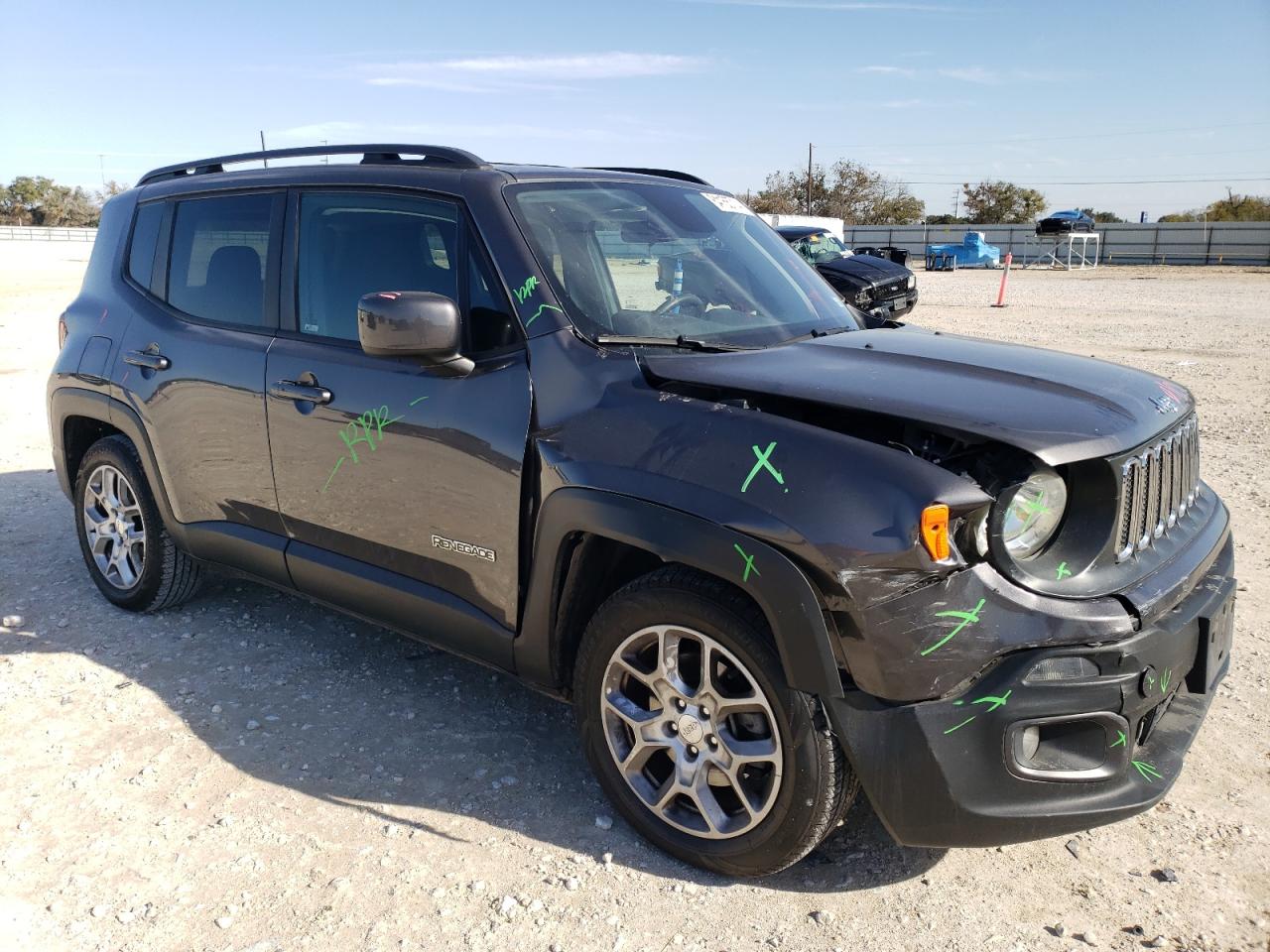 VIN ZACCJABB8JPH97852 2018 JEEP RENEGADE no.4