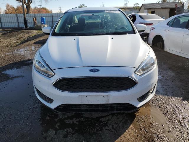  FORD FOCUS 2018 White