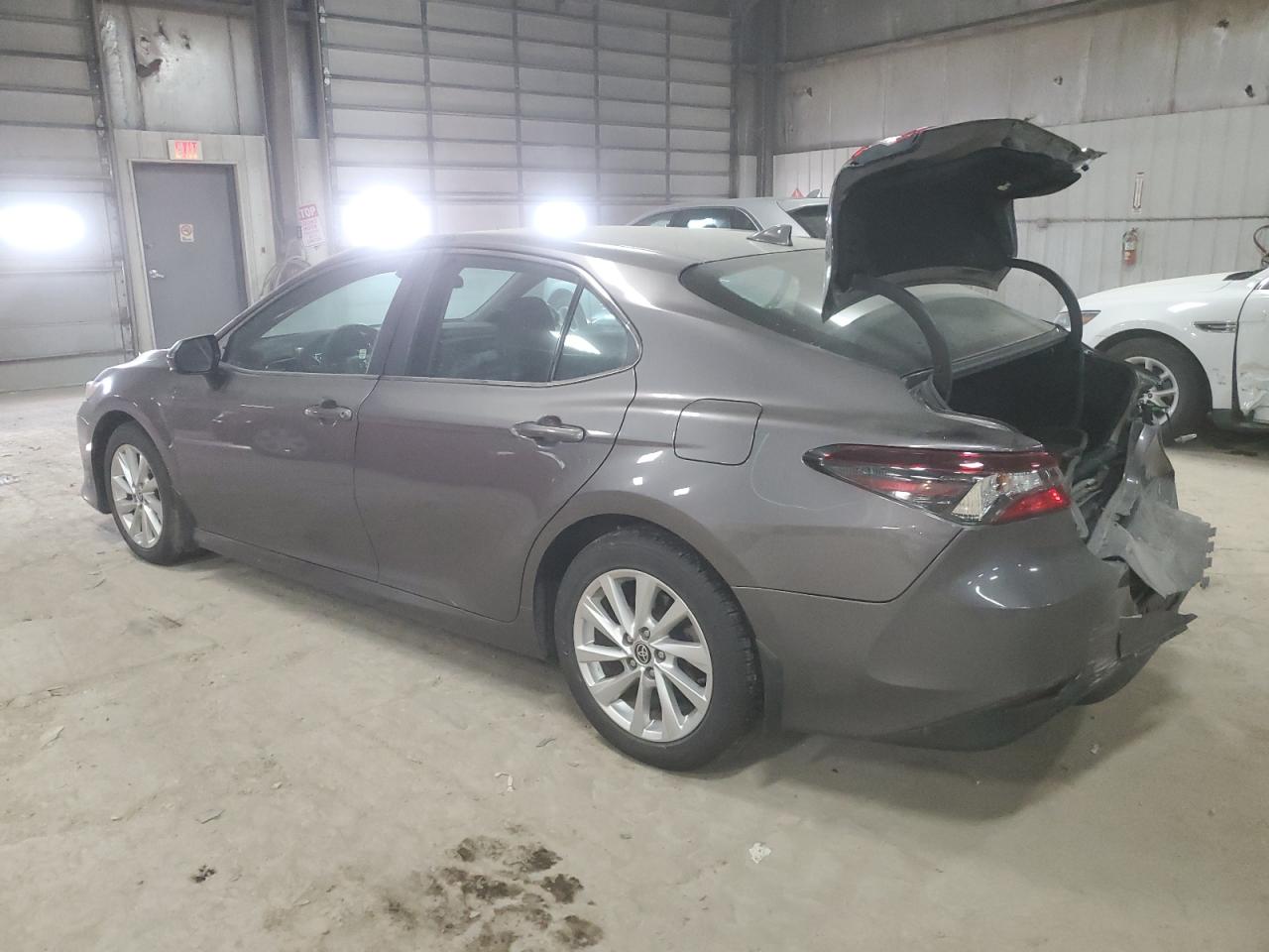 2021 Toyota Camry - Image 2