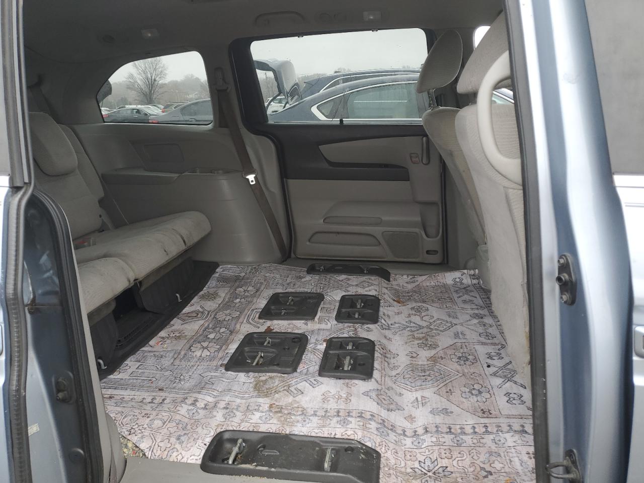 2012 Honda Odyssey - Image 11