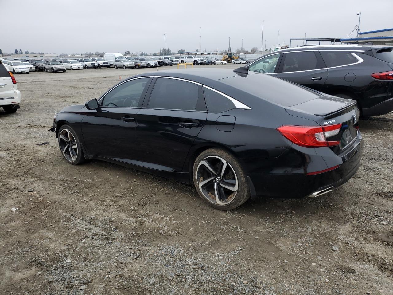 VIN 1HGCV1F33JA033027 2018 HONDA ACCORD no.2