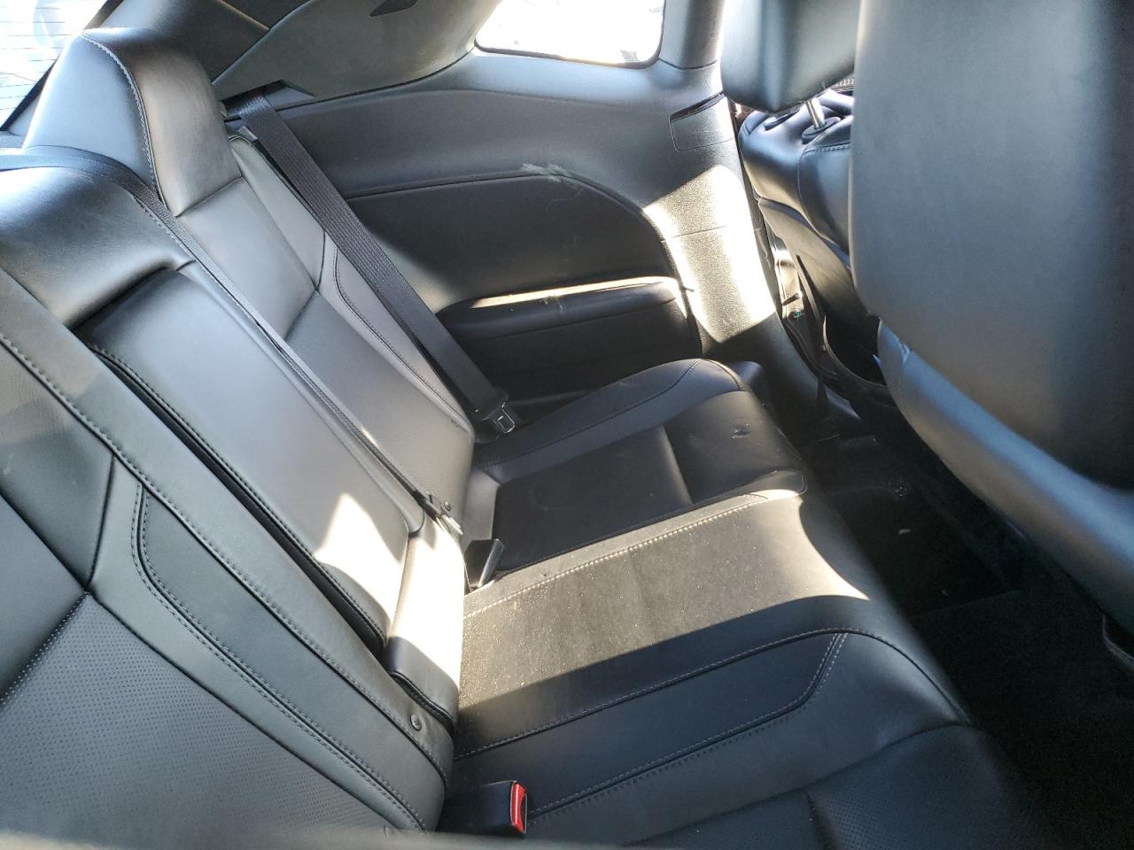 2018 Dodge Challenger - Image 10