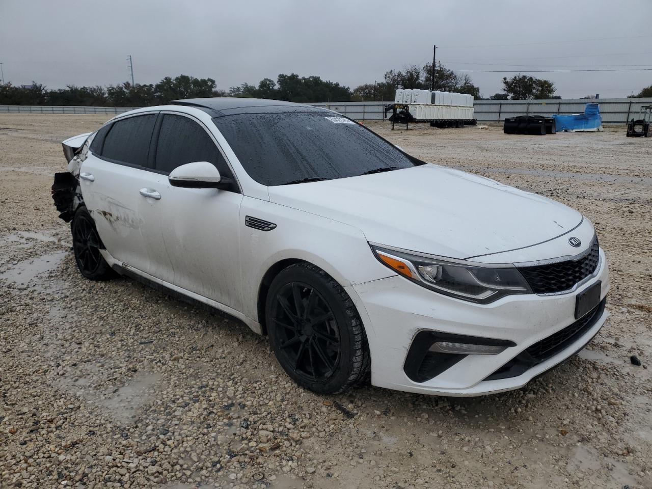 2019 Kia Optima - Image 4