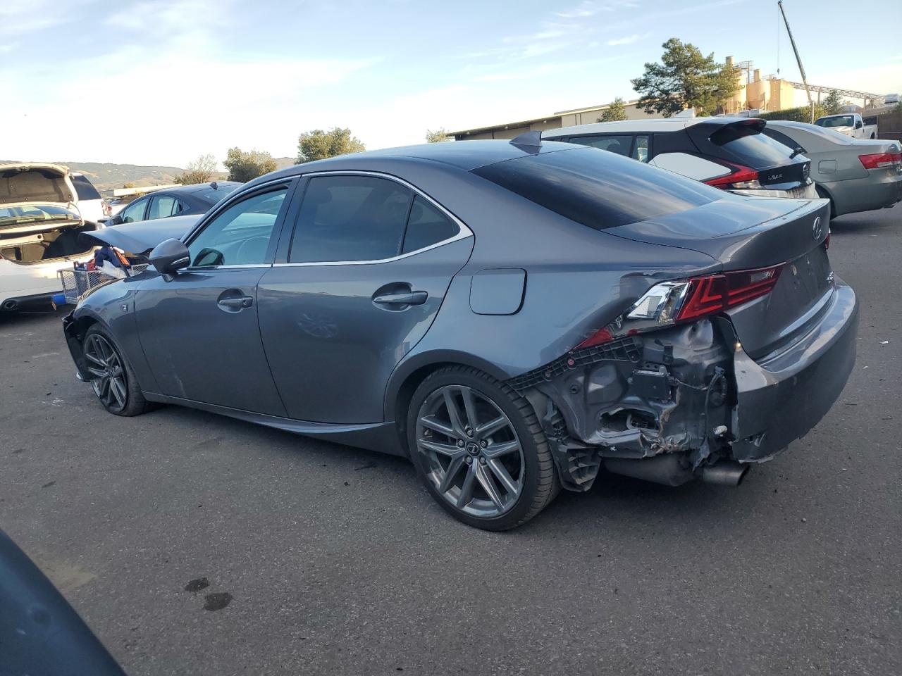 2014 Lexus IS - Image 2