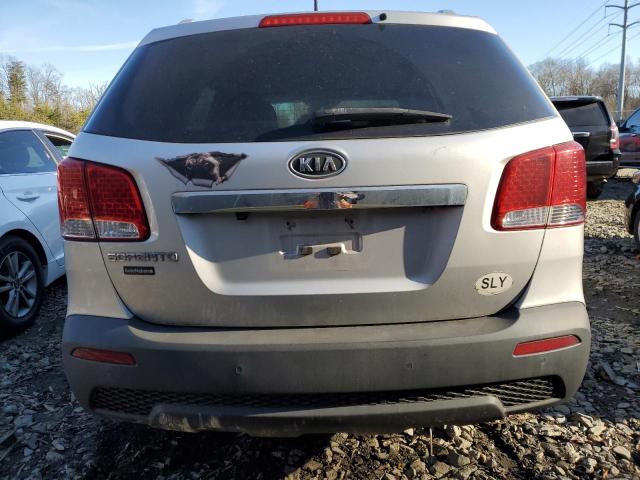  KIA SORENTO 2012 Srebrny