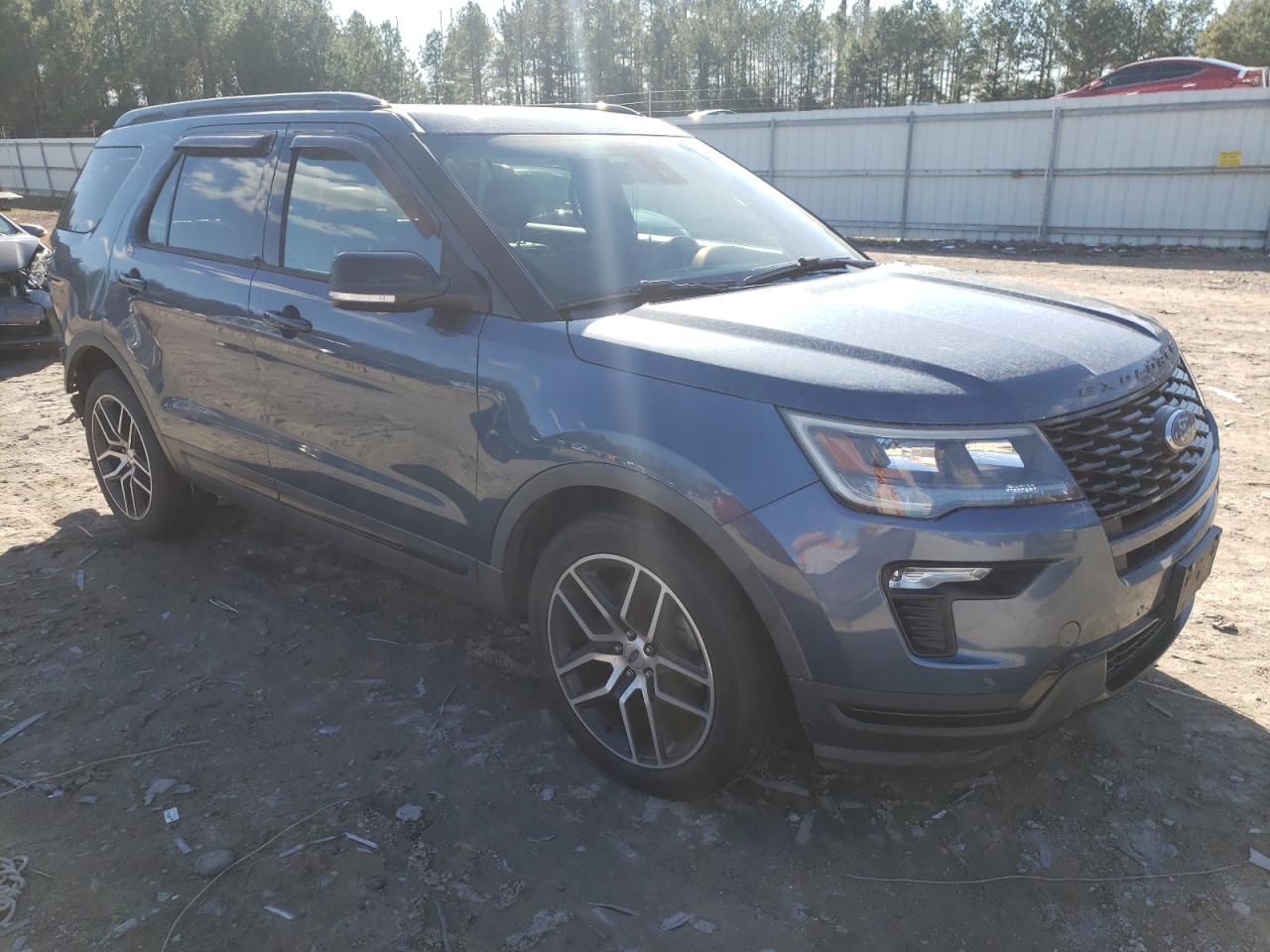 VIN 1FM5K8GTXJGC12505 2018 FORD EXPLORER no.4