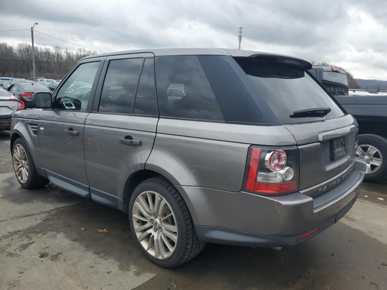 2011 Land Rover Range Rover - Image 2