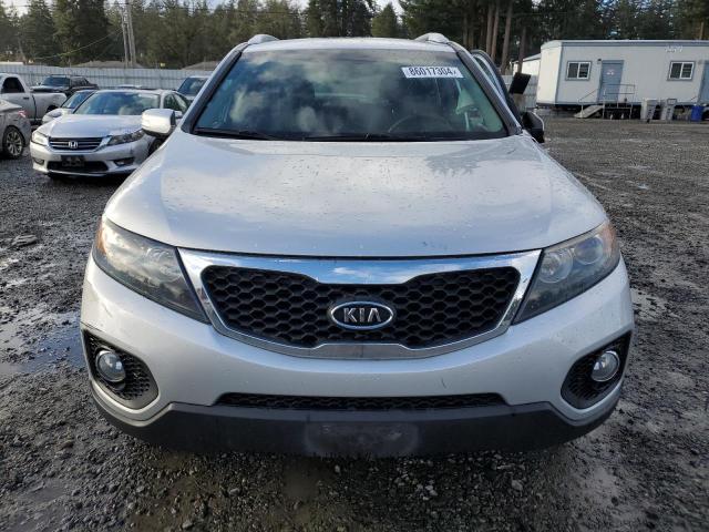  KIA SORENTO 2013 Серебристый