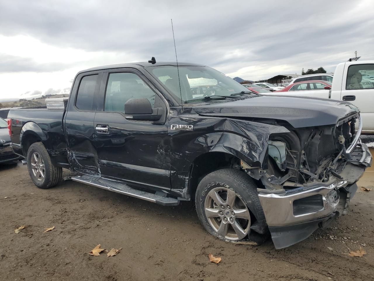 VIN 1FTFX1EG9JFC54788 2018 FORD F-150 no.4