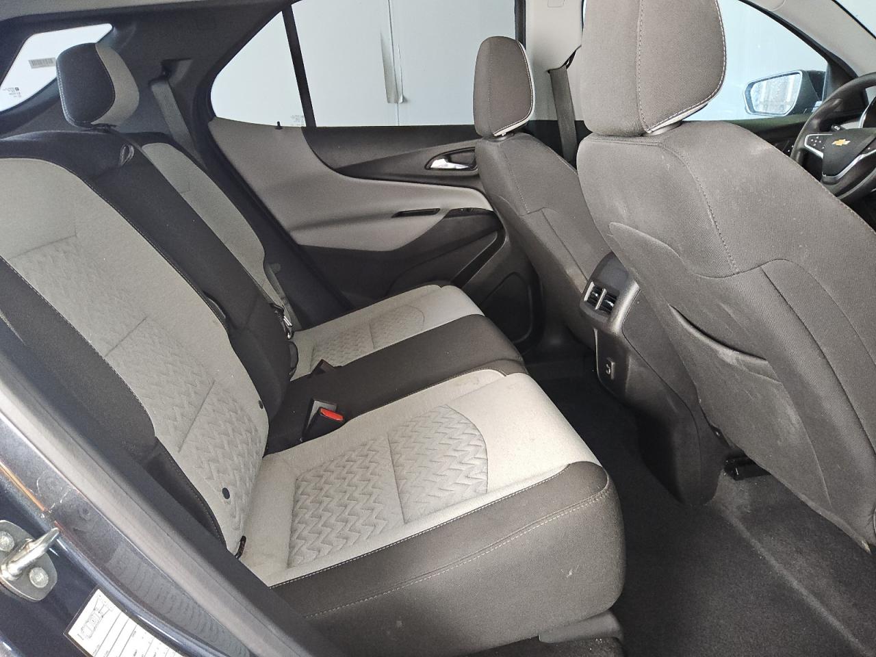 2023 Chevrolet Equinox - Image 11