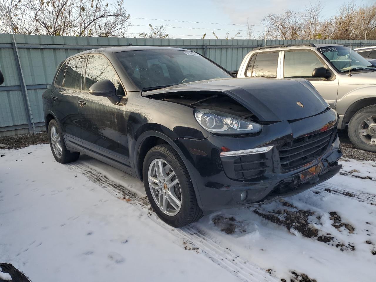 VIN WP1AA2A21GLA03767 2016 PORSCHE CAYENNE no.4