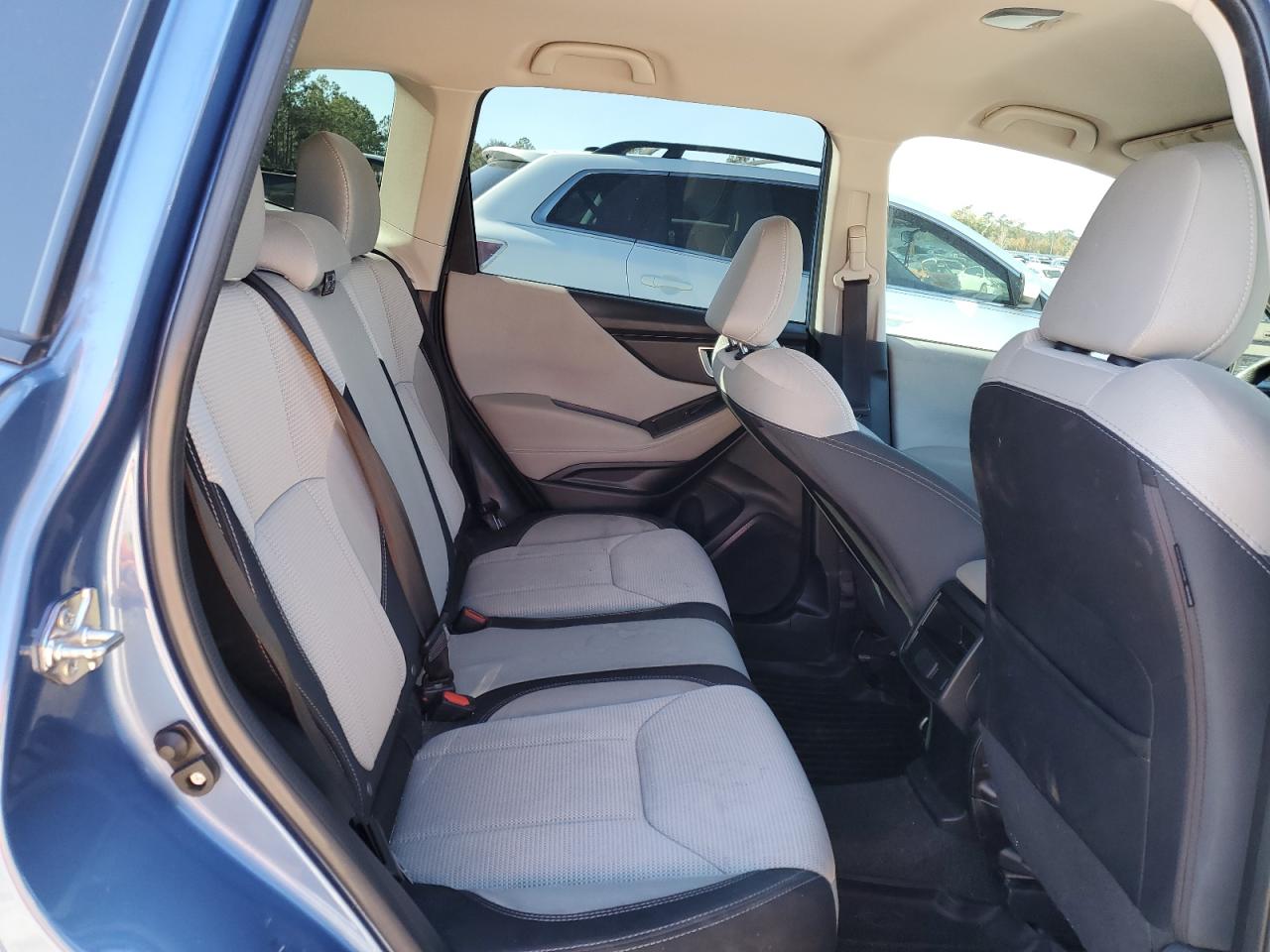 2020 Subaru Forester - Image 11