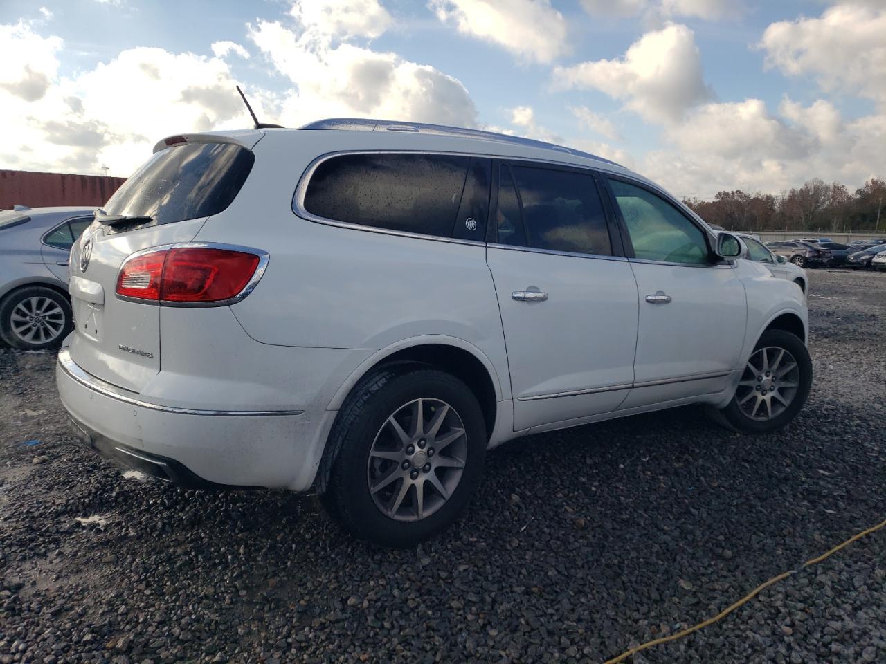 2017 Buick Enclave - Image 3