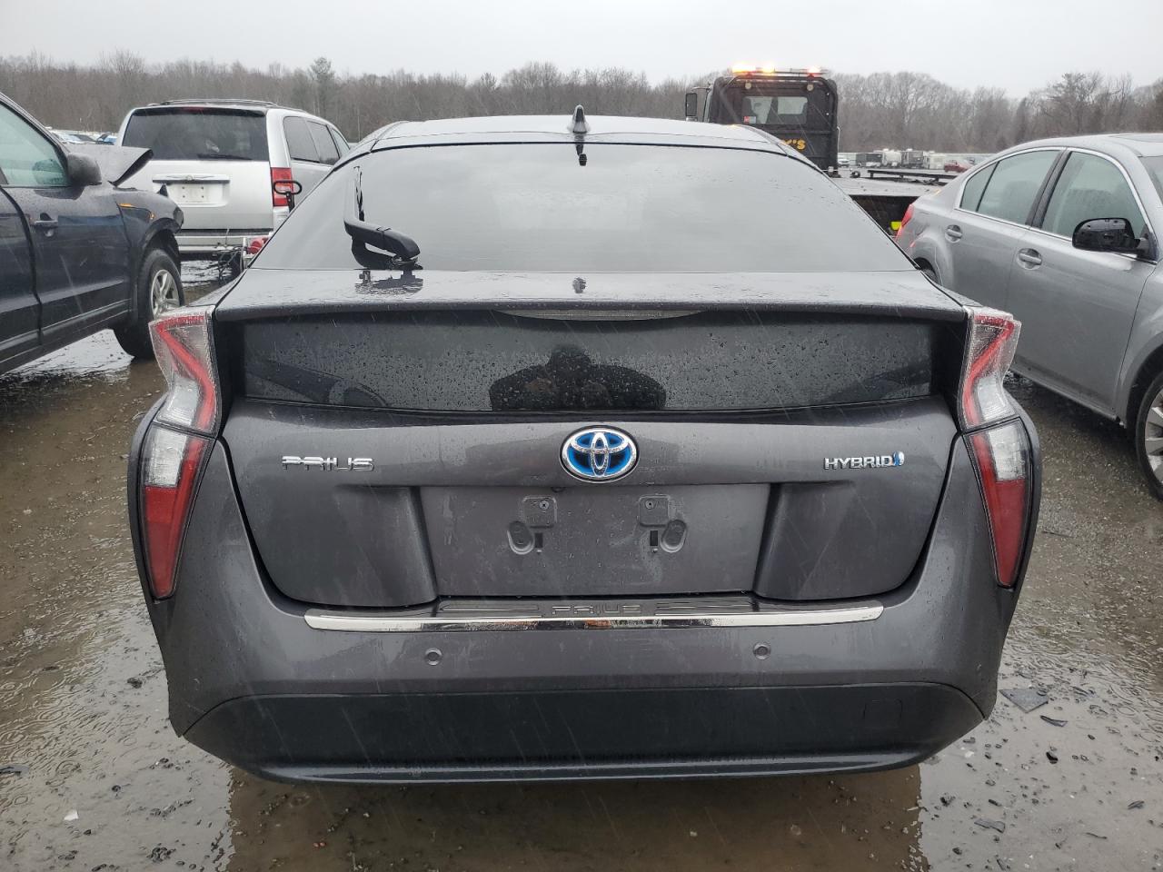 VIN JTDKBRFU3J3583231 2018 TOYOTA PRIUS no.6