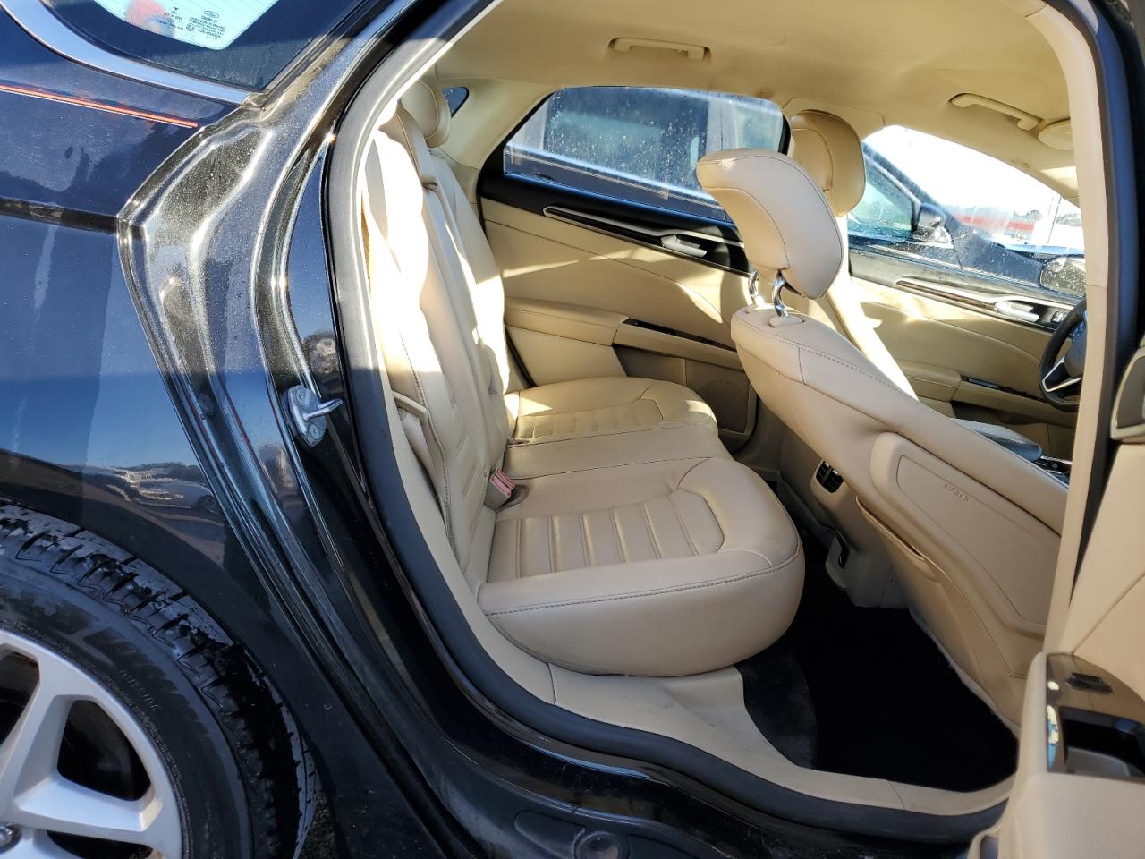2015 Ford Fusion - Image 10