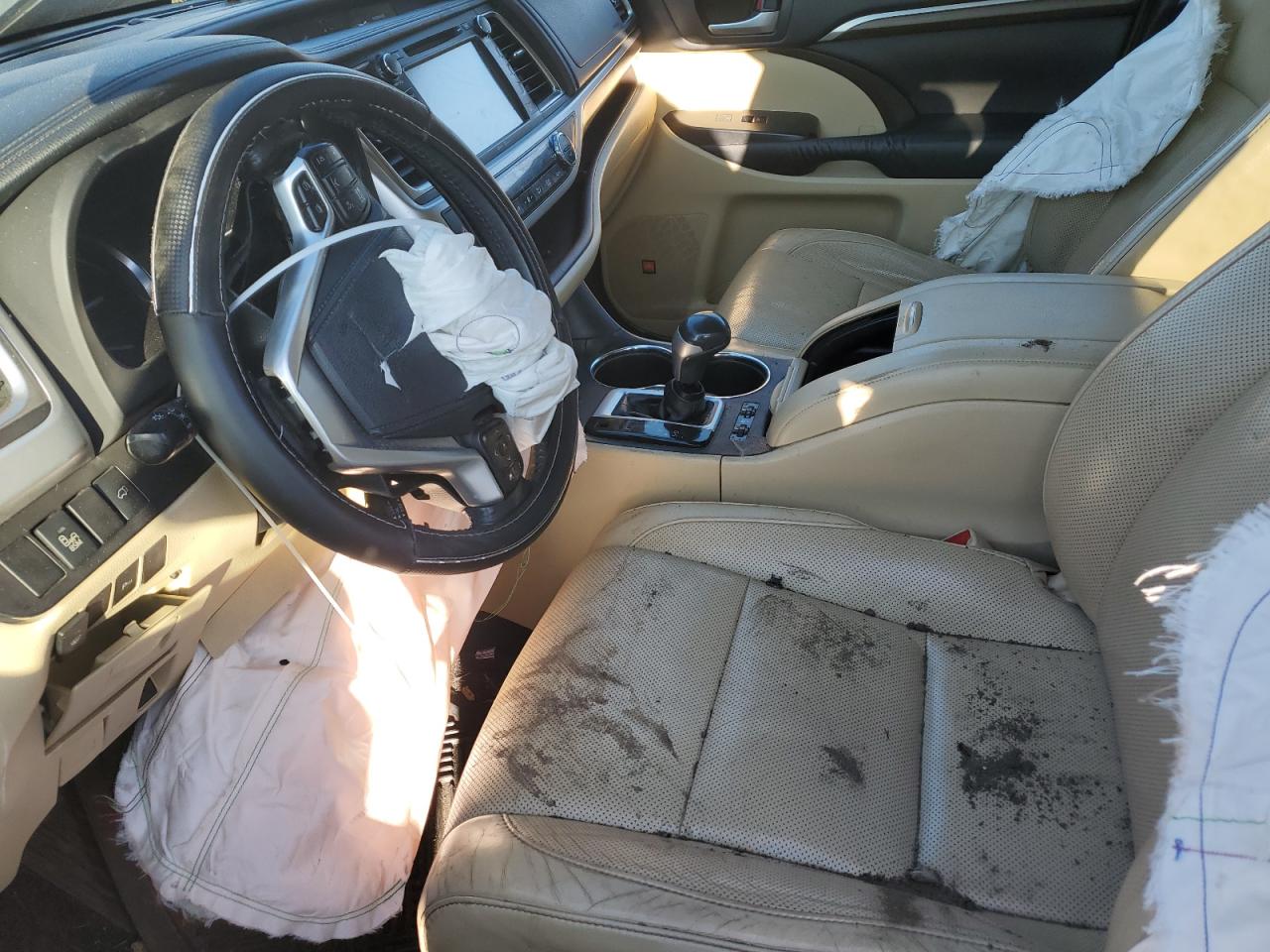 2015 Toyota Highlander - Image 7