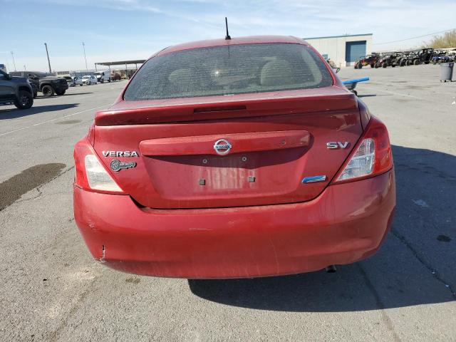  NISSAN VERSA 2014 Красный