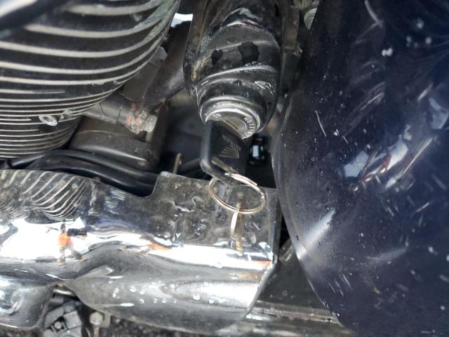 2001 HONDA VT750 CD2