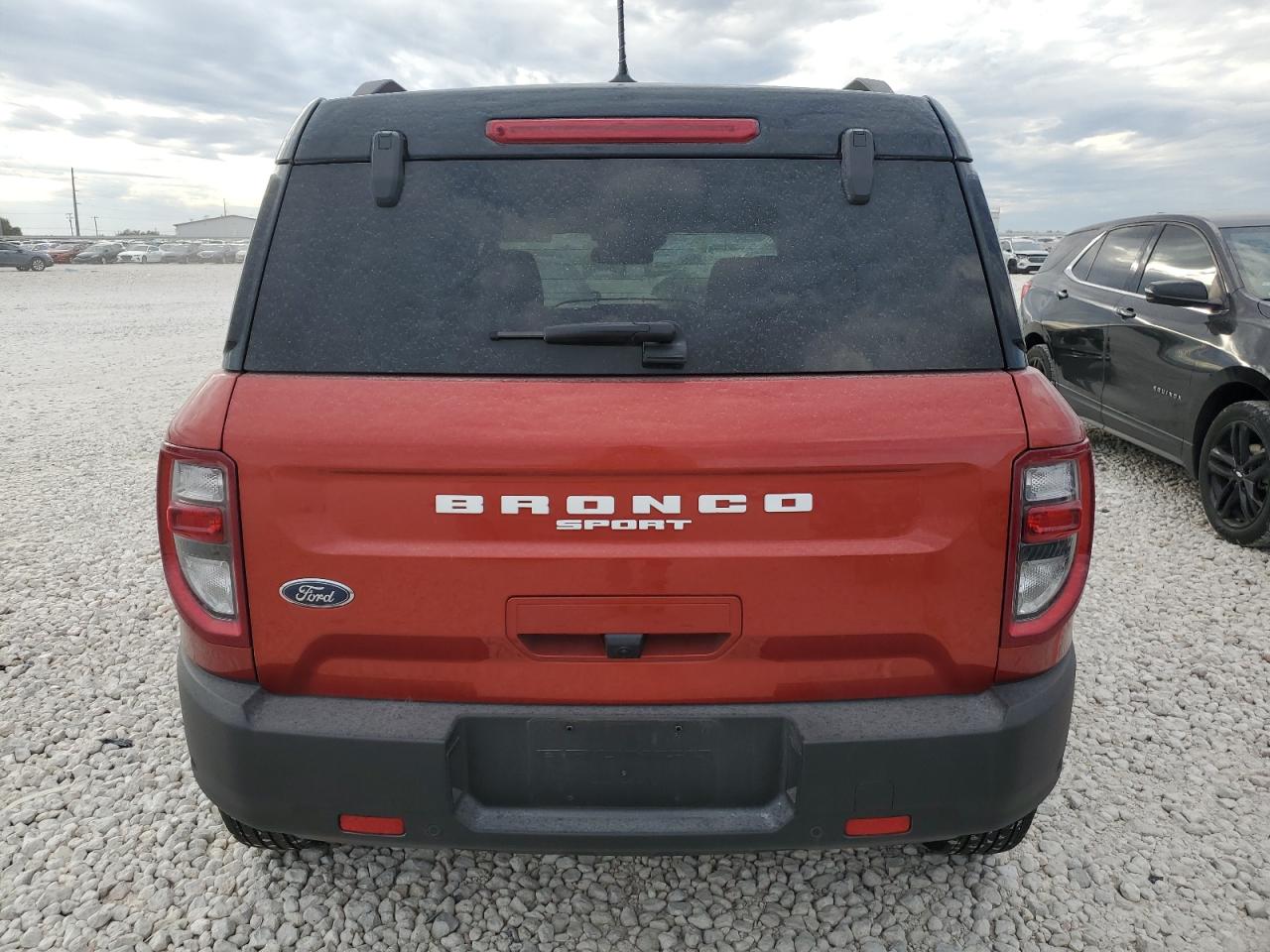 2023 Ford Bronco - Image 6