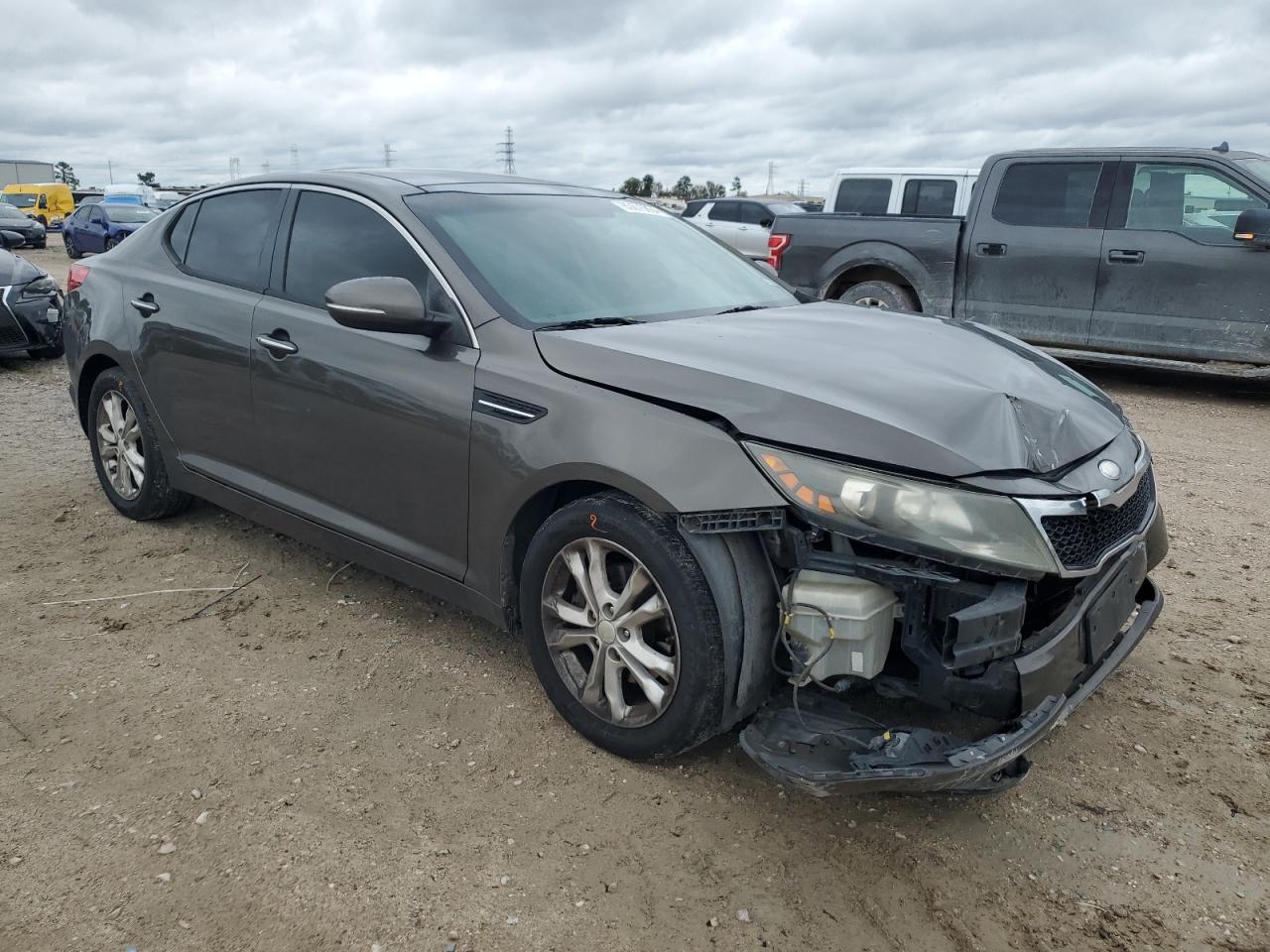 VIN 5XXGN4A78DG111077 2013 KIA OPTIMA no.4