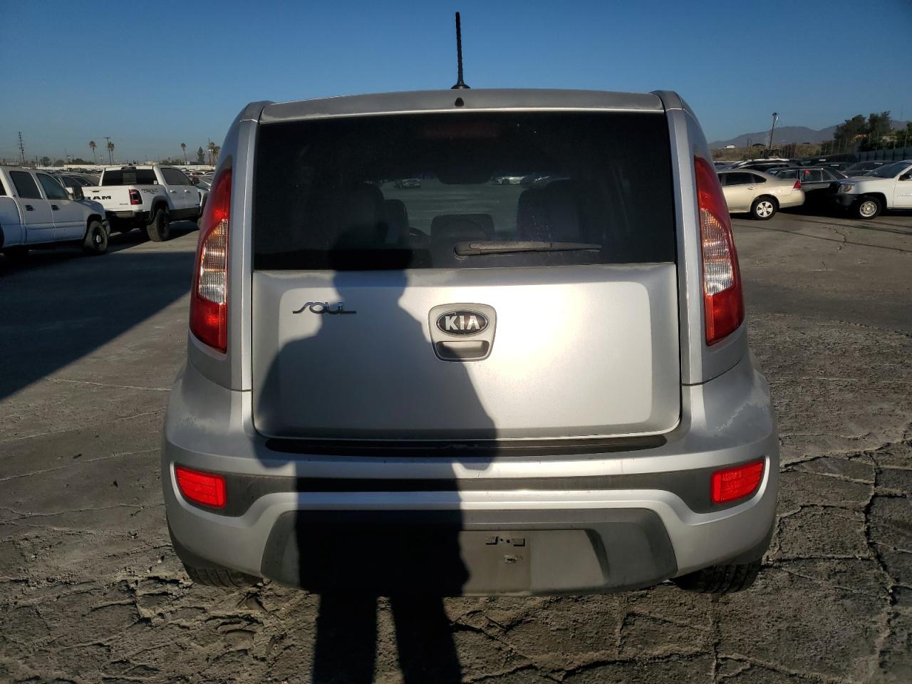 VIN KNDJT2A54D7533337 2013 KIA SOUL no.6