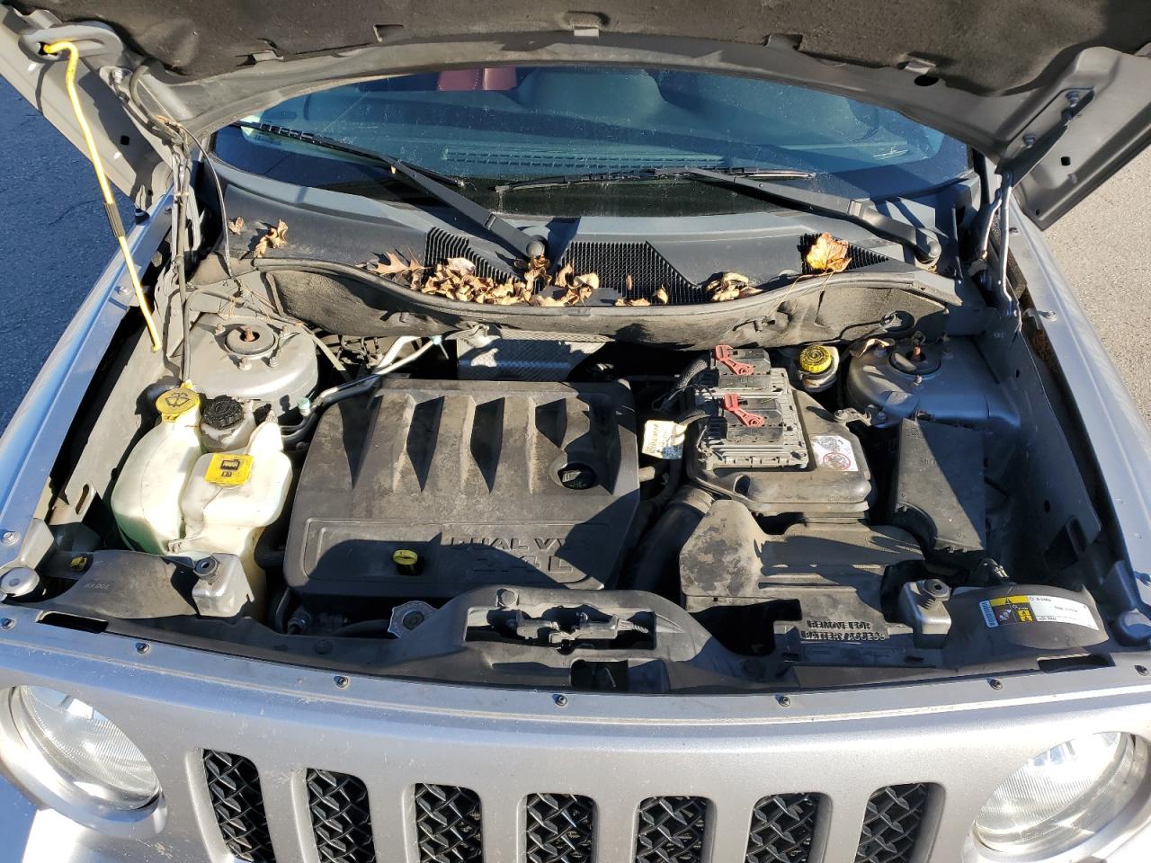 2016 Jeep Liberty (Patriot) - Image 11