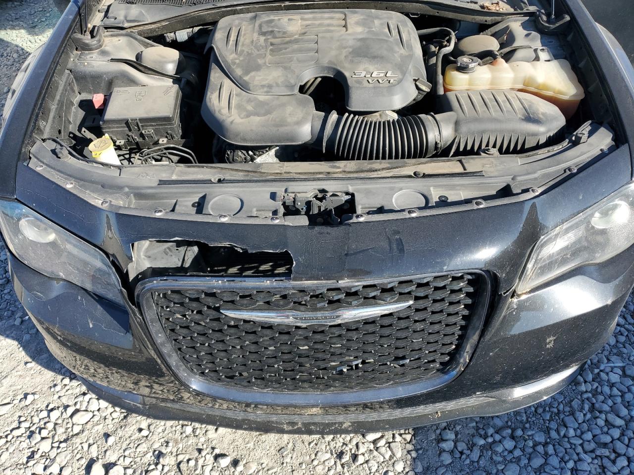 2019 Chrysler 300 S VIN: 2C3CCABG6KH639118 Lot: 82771754