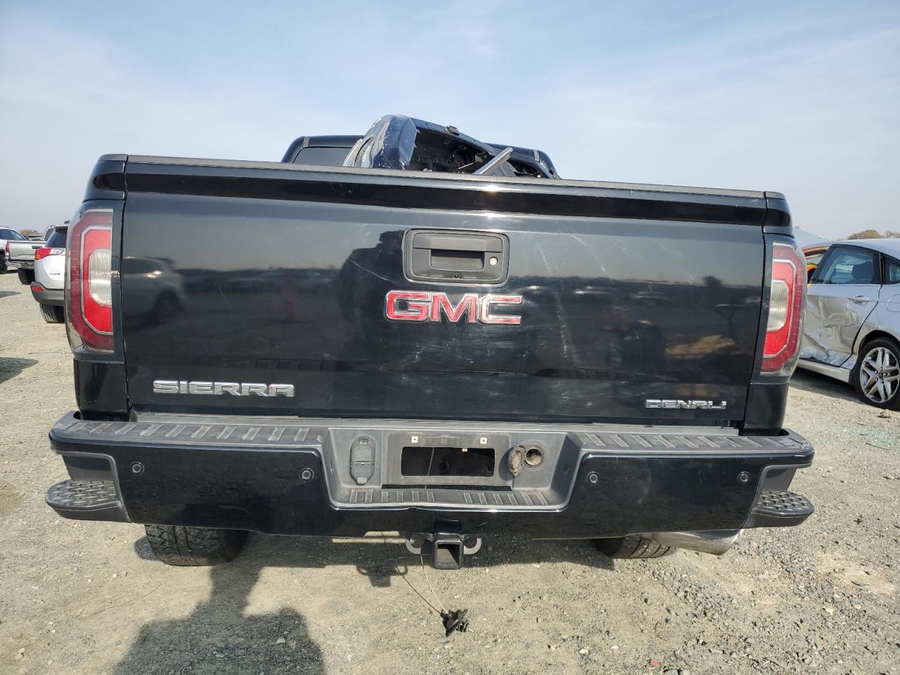 2018 GMC Sierra - Image 6